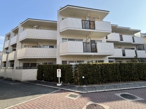池田市畑、マンションの画像です