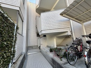 池田市畑、マンションの画像です