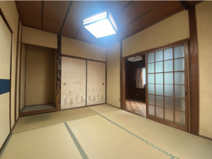 川西市霞ケ丘、中古一戸建ての画像です