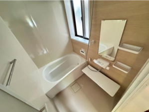 宝塚市花屋敷松ガ丘、中古一戸建ての画像です