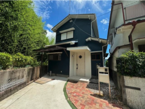 宝塚市花屋敷松ガ丘、中古一戸建ての画像です