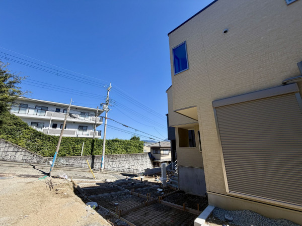 川西市花屋敷、新築一戸建ての画像です
