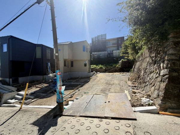 川西市花屋敷、新築一戸建ての画像です