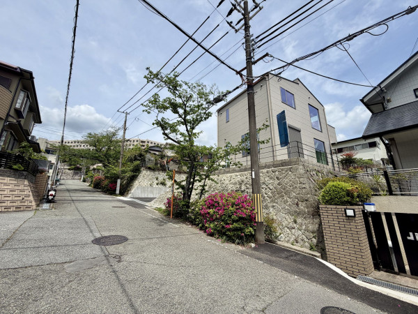 宝塚市花屋敷荘園、新築一戸建ての画像です