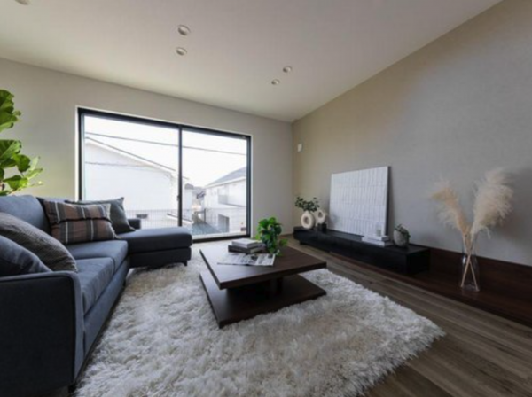 宝塚市雲雀丘、新築一戸建ての画像です