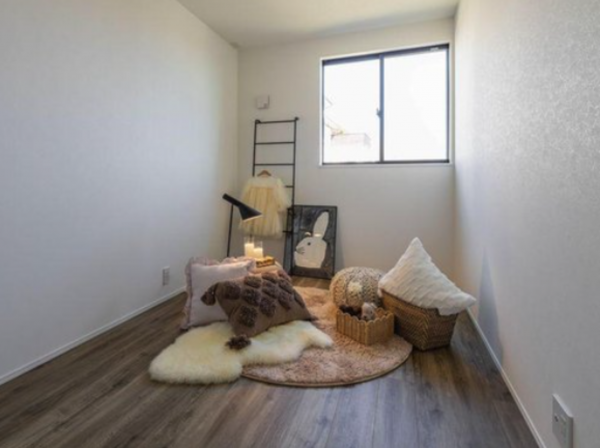 宝塚市雲雀丘、新築一戸建ての画像です