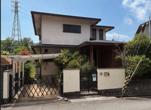 池田市伏尾台、中古一戸建ての画像です