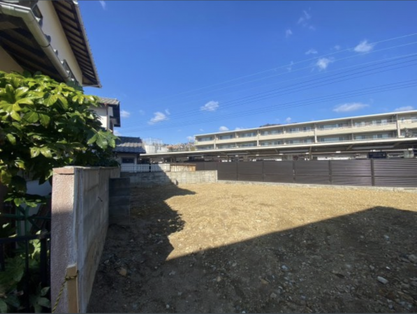 川西市寺畑、土地の画像です