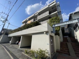 池田市建石町、マンションの画像です