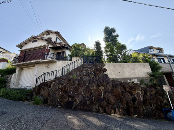 宝塚市雲雀丘、土地の画像です