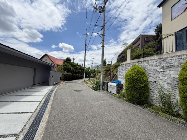 宝塚市雲雀丘、土地の画像です