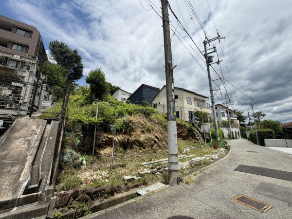 宝塚市雲雀丘、土地の画像です