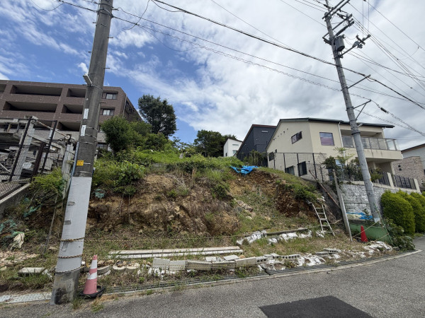 宝塚市雲雀丘、土地の画像です