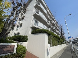 池田市五月丘、マンションの画像です