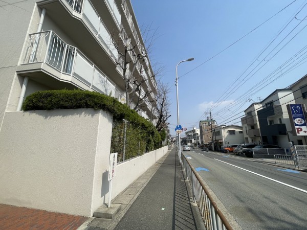 池田市五月丘、マンションの画像です