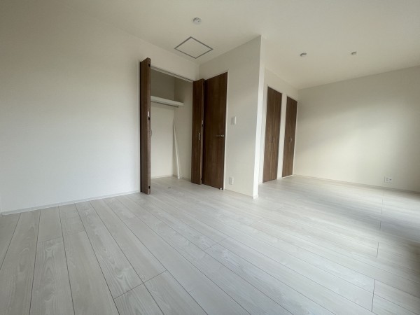 池田市緑丘、新築一戸建ての画像です