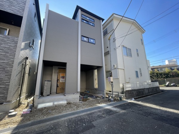 池田市緑丘、新築一戸建ての画像です