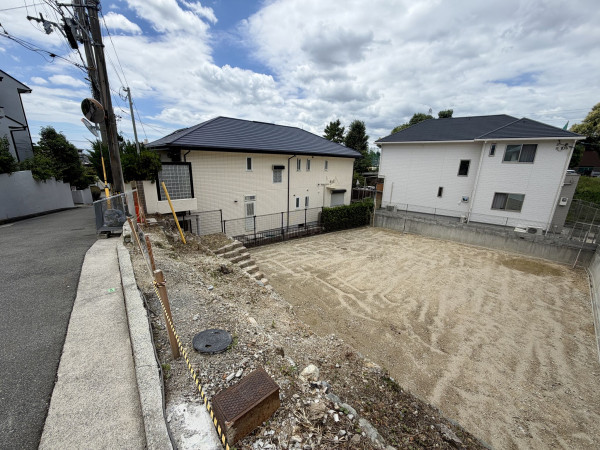 宝塚市雲雀丘、土地の画像です