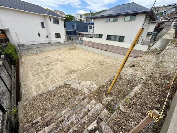 宝塚市雲雀丘、土地の画像です
