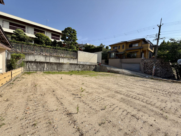 宝塚市雲雀丘、土地の画像です