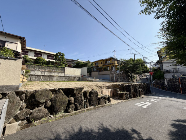 宝塚市雲雀丘、土地の画像です