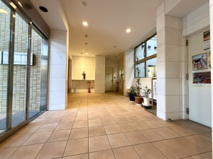 川西市花屋敷、マンションの画像です