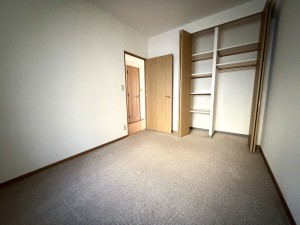 川西市花屋敷、マンションの画像です