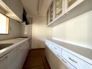 川西市花屋敷、マンションの画像です