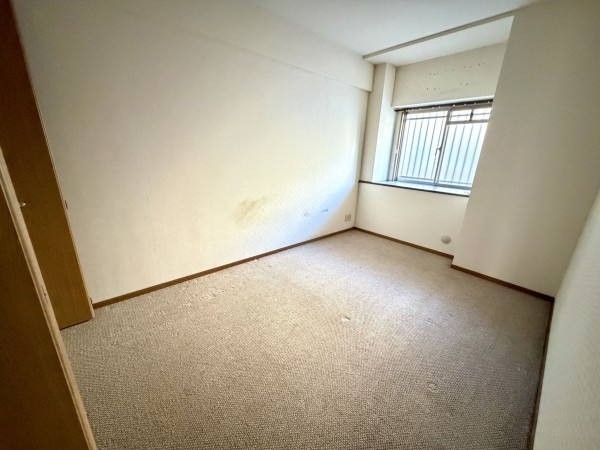 川西市花屋敷、マンションの画像です