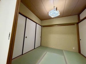 川西市小花、マンションの画像です