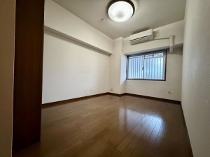 川西市小花、マンションの画像です