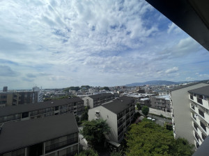 川西市栄町、マンションの画像です