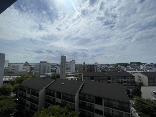 川西市栄町、マンションの画像です