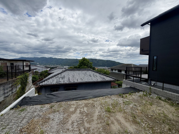 宝塚市花屋敷松ガ丘、土地の画像です