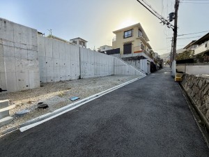 川西市松が丘町、土地の画像です