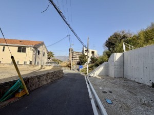 川西市松が丘町、土地の画像です