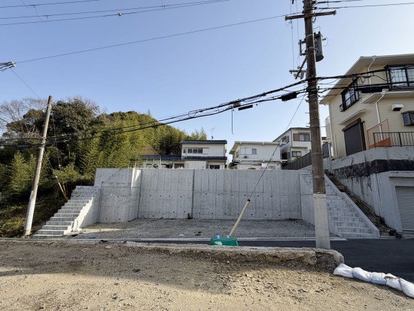 川西市松が丘町、土地の画像です