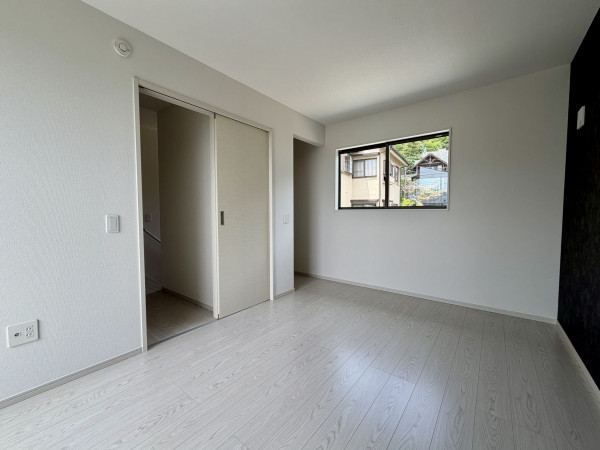 宝塚市花屋敷つつじガ丘、新築一戸建ての画像です