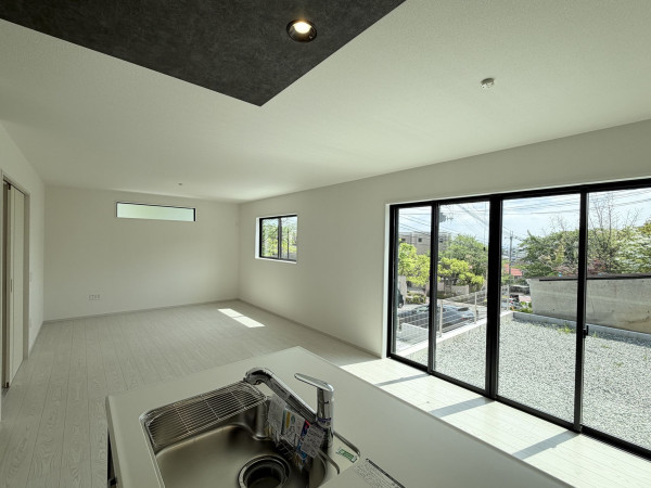 宝塚市花屋敷つつじガ丘、新築一戸建ての画像です