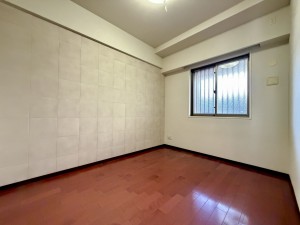 川西市花屋敷、マンションの画像です