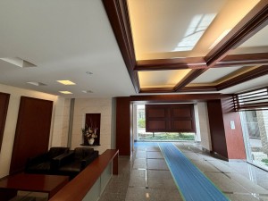 川西市花屋敷、マンションの画像です