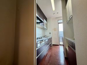 川西市花屋敷、マンションの画像です