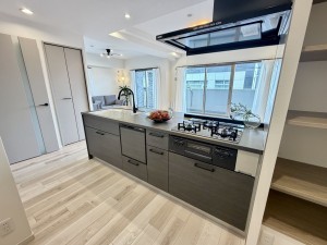 宝塚市雲雀丘、マンションの画像です