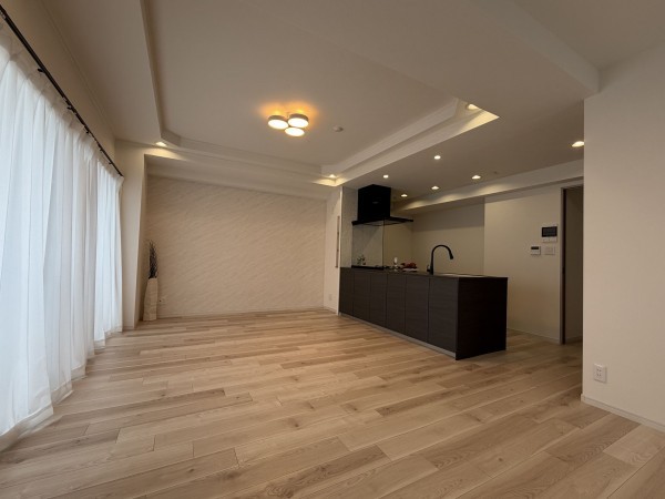 宝塚市雲雀丘、マンションの画像です