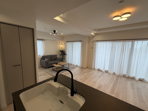 宝塚市雲雀丘、マンションの画像です