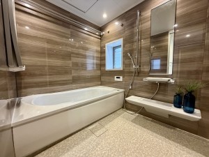 宝塚市雲雀丘山手、マンションの画像です