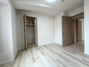 宝塚市雲雀丘山手、マンションの画像です