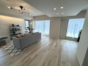 宝塚市雲雀丘山手、マンションの画像です