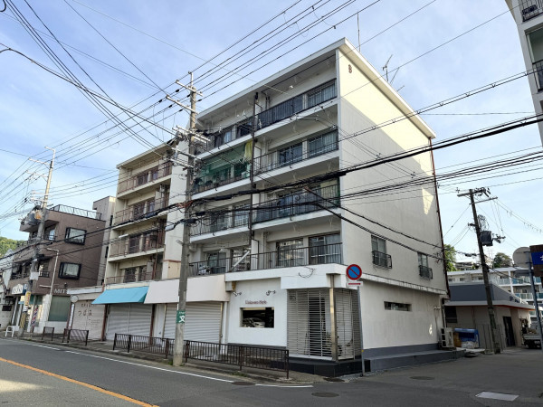 川西市花屋敷、マンションの画像です