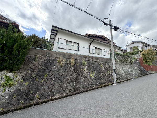 宝塚市花屋敷荘園、土地の画像です